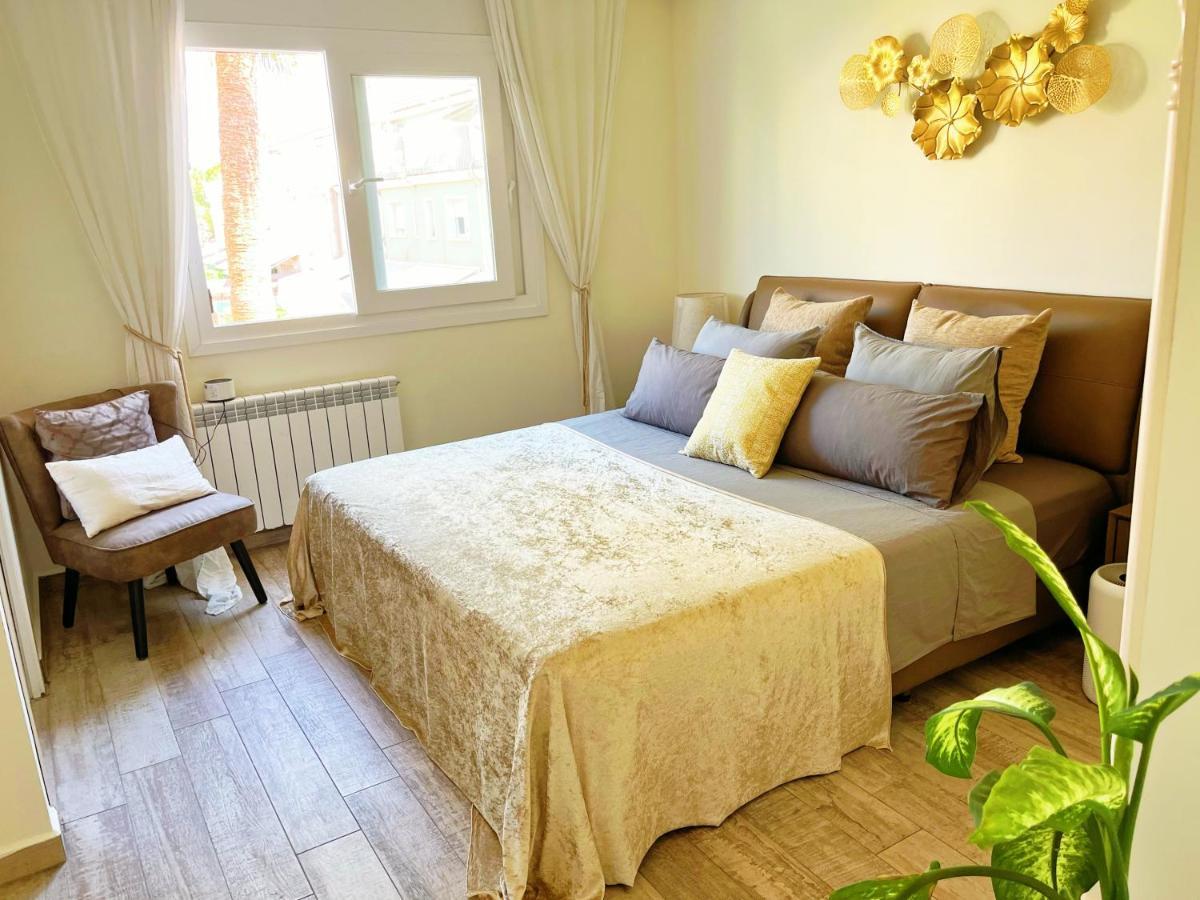 Cheerful Townhouse Center Sitges 5 Bedrooms Pool And Terrace Kültér fotó